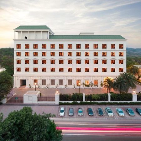 فندق Dlf Club 3 غورغاون المظهر الخارجي الصورة
